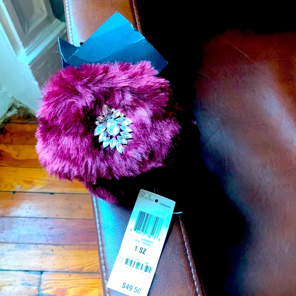 I.N.C international concept faux fur cuffs